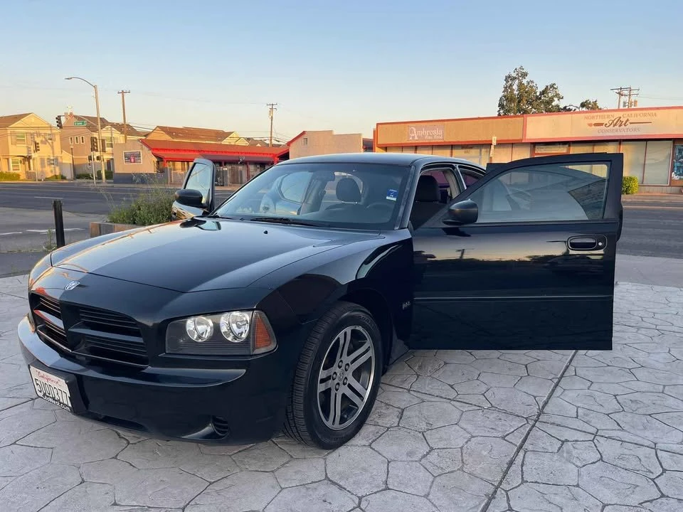 2006 Dodge Charger 6th Gen - Image 15 of 17