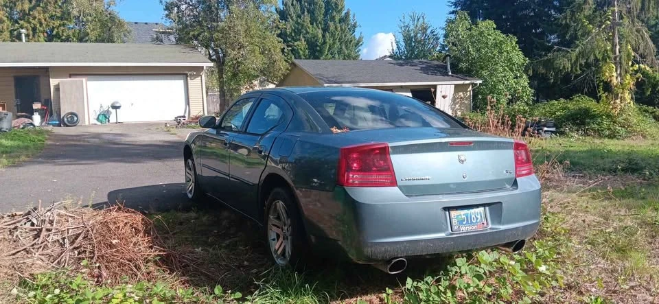 2006 Dodge Charger 6th Gen - Image 3 of 9