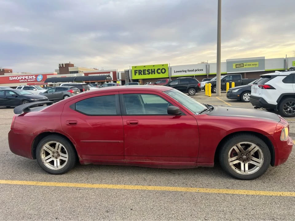 2006 Dodge Charger 6th Gen - Image 2 of 4