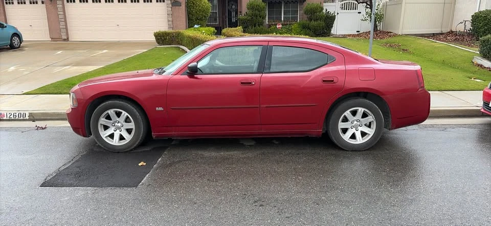 2006 Dodge Charger 6th Gen - Image 3 of 5