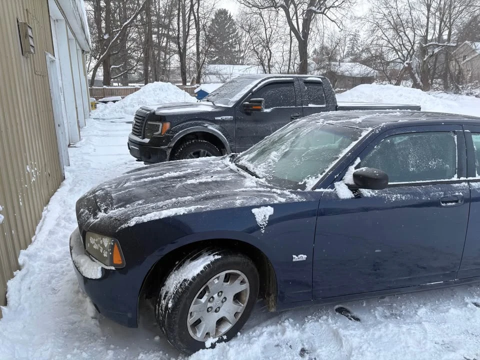 2006 Dodge Charger 6th Gen - Image 2 of 9