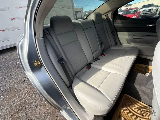 2006 Dodge Charger 6th Gen - Image 6 of 10