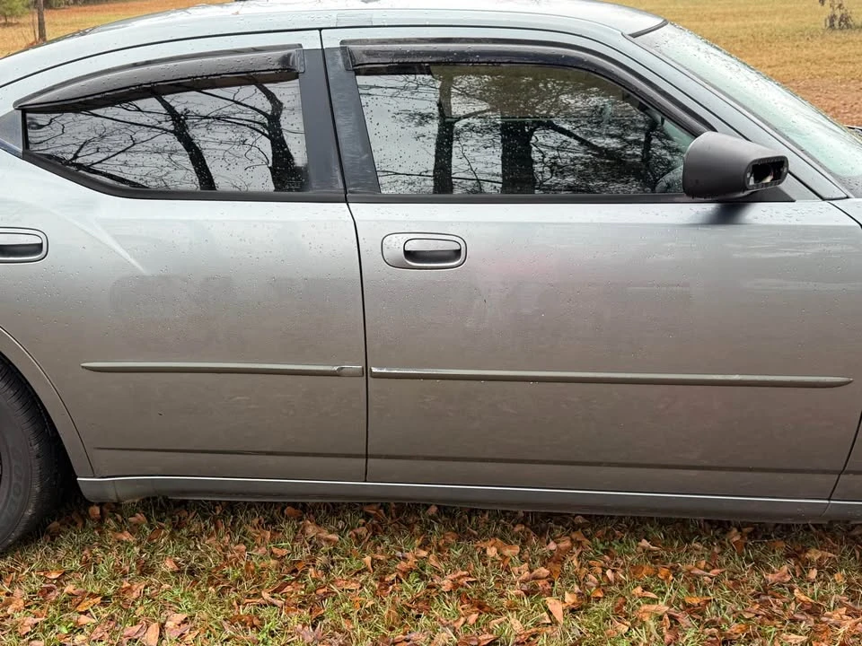 2006 Dodge Charger 6th Gen - Image 6 of 12