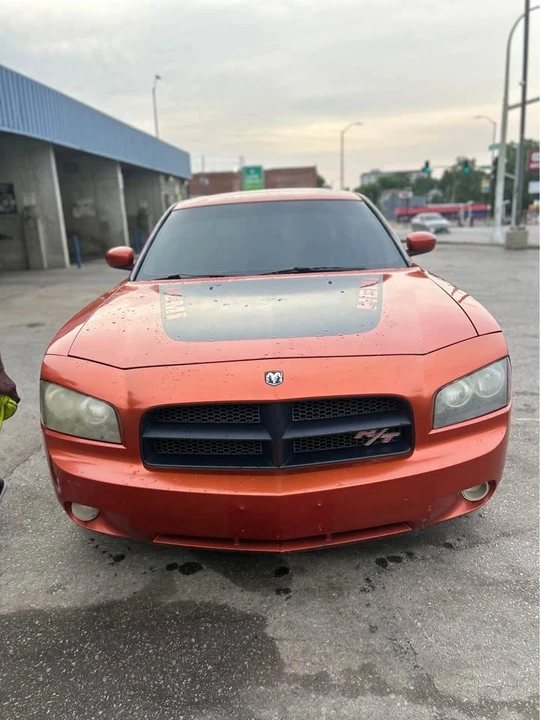 2006 Dodge Charger 6th Gen - Image 2 of 4