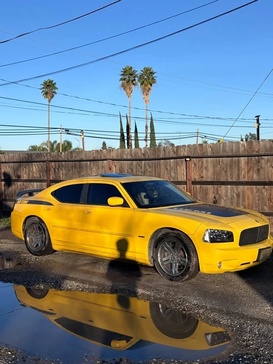 2006 Dodge Charger 6th Gen - Image 2 of 10