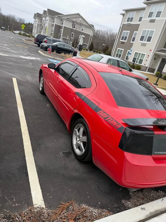2006 Dodge Charger 6th Gen - Image 3 of 4