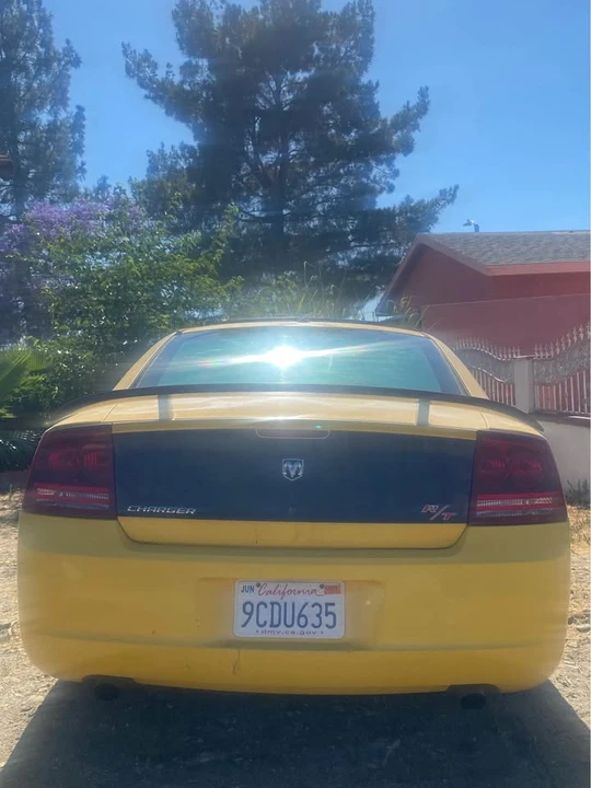 2006 Dodge Charger 6th Gen - Image 5 of 9
