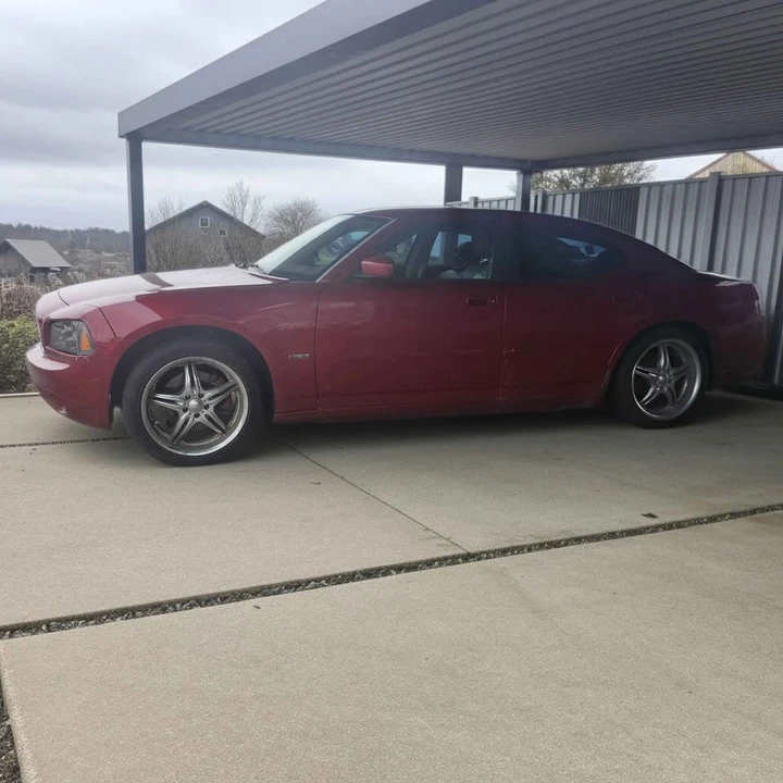 2006 Dodge Charger 6th Gen - Image 2 of 3
