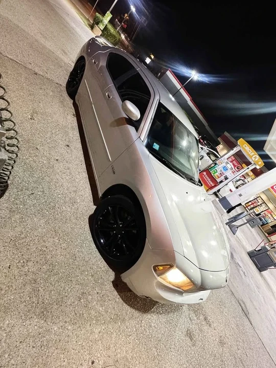 2006 Dodge Charger 6th Gen - Image 2 of 2