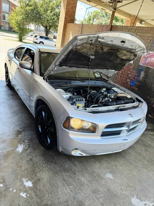 2006 Dodge Charger 6th Gen - Image 8 of 9