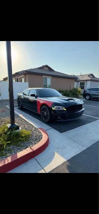 2006 Dodge Charger 6th Gen - Image 2 of 3