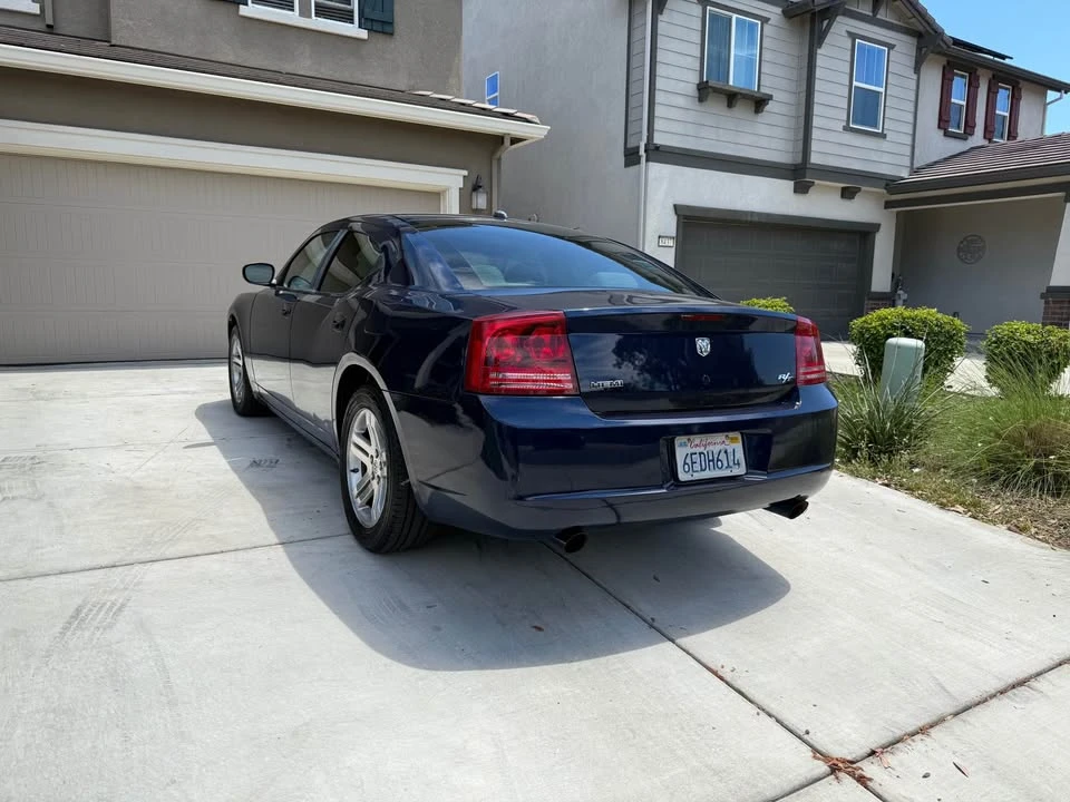 2006 Dodge Charger 6th Gen - Image 5 of 8