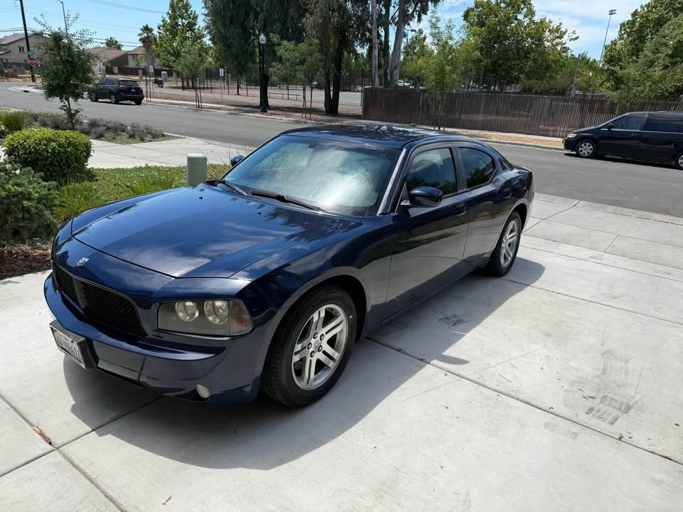 2006 Dodge Charger 6th Gen - Image 3 of 8