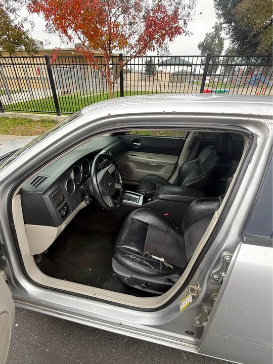 2006 Dodge Charger 6th Gen - Image 4 of 5