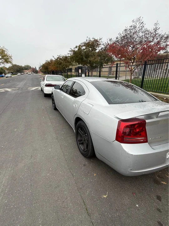 2006 Dodge Charger 6th Gen - Image 3 of 5