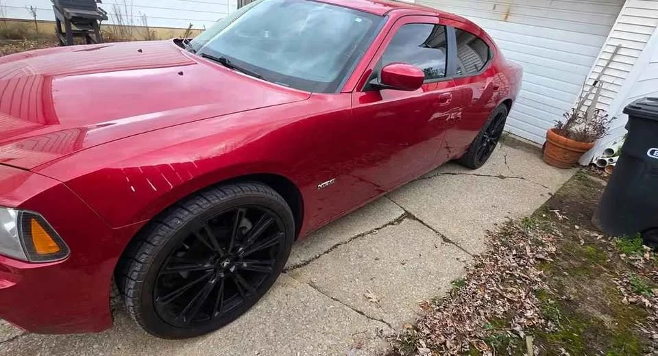 2006 Dodge Charger 7th Gen - Image 2 of 3