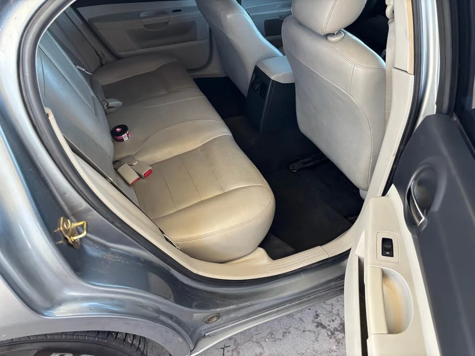 2006 Dodge Charger 6th Gen - Image 8 of 9