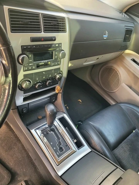 2006 Dodge Charger 6th Gen - Image 15 of 19