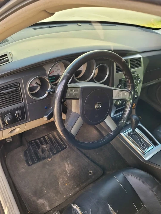 2006 Dodge Charger 6th Gen - Image 14 of 19