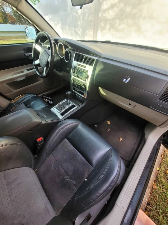 2006 Dodge Charger 6th Gen - Image 16 of 19