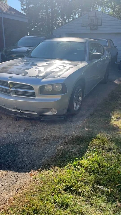 2006 Dodge Charger 6th Gen - Image 2 of 4