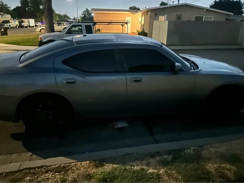 2006 Dodge Charger 6th Gen - Image 9 of 15