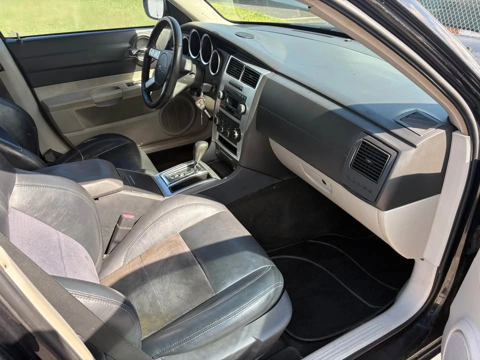 2006 Dodge Charger 6th Gen - Image 13 of 15