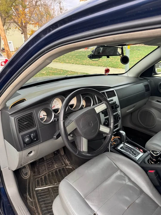 2006 Dodge Charger 6th Gen - Image 4 of 6