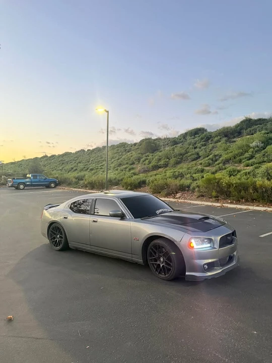2006 Dodge Charger 6th Gen - Image 2 of 6