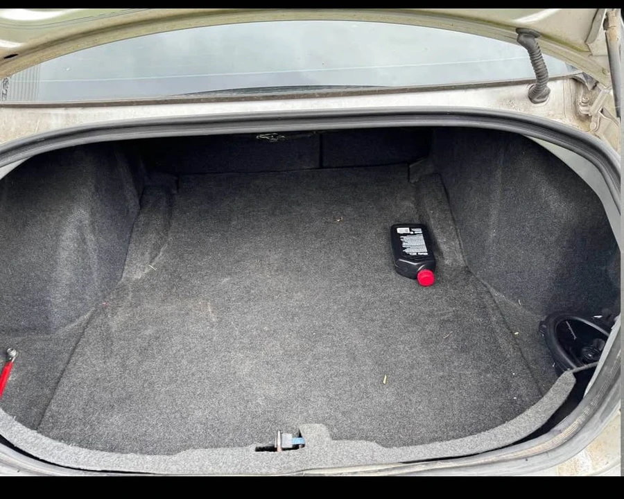 2006 Dodge Charger 6th Gen - Image 13 of 14