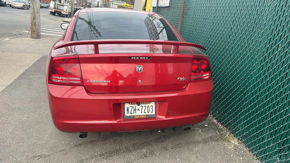 2006 Dodge Charger 6th Gen - Image 2 of 3