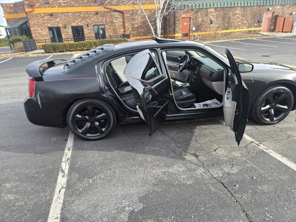 2006 Dodge Charger 6th Gen - Image 19 of 20