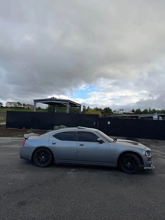 2006 Dodge Charger 6th Gen - Image 2 of 6