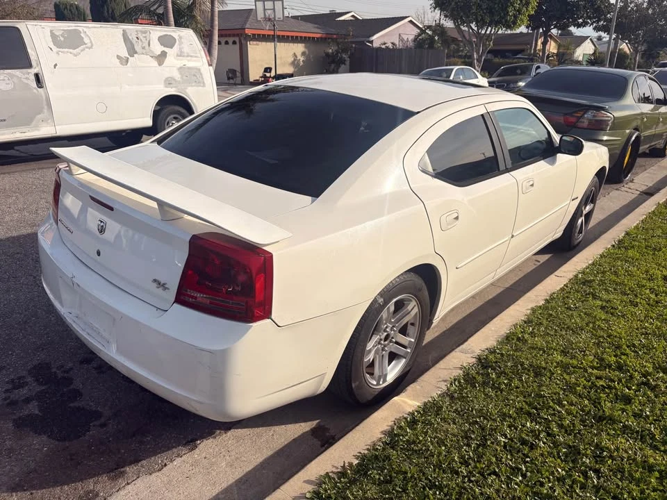 2006 Dodge Charger 6th Gen - Image 3 of 6