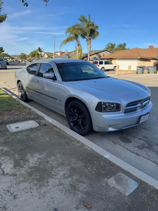 2006 Dodge Charger 6th Gen - Image 2 of 9