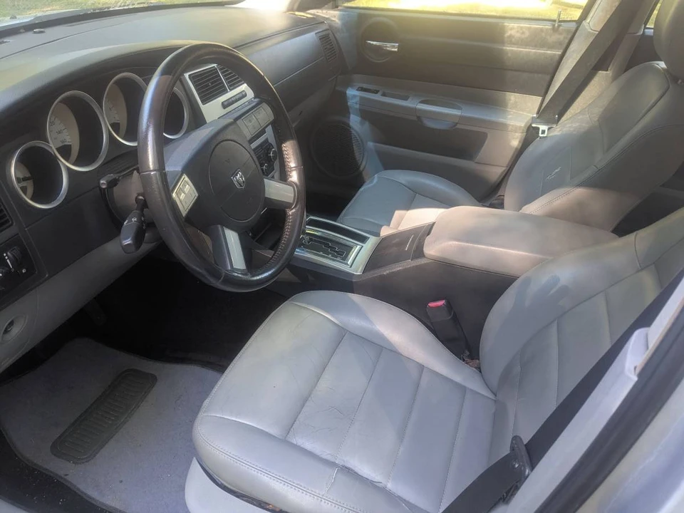 2006 Dodge Charger 6th Gen - Image 3 of 5