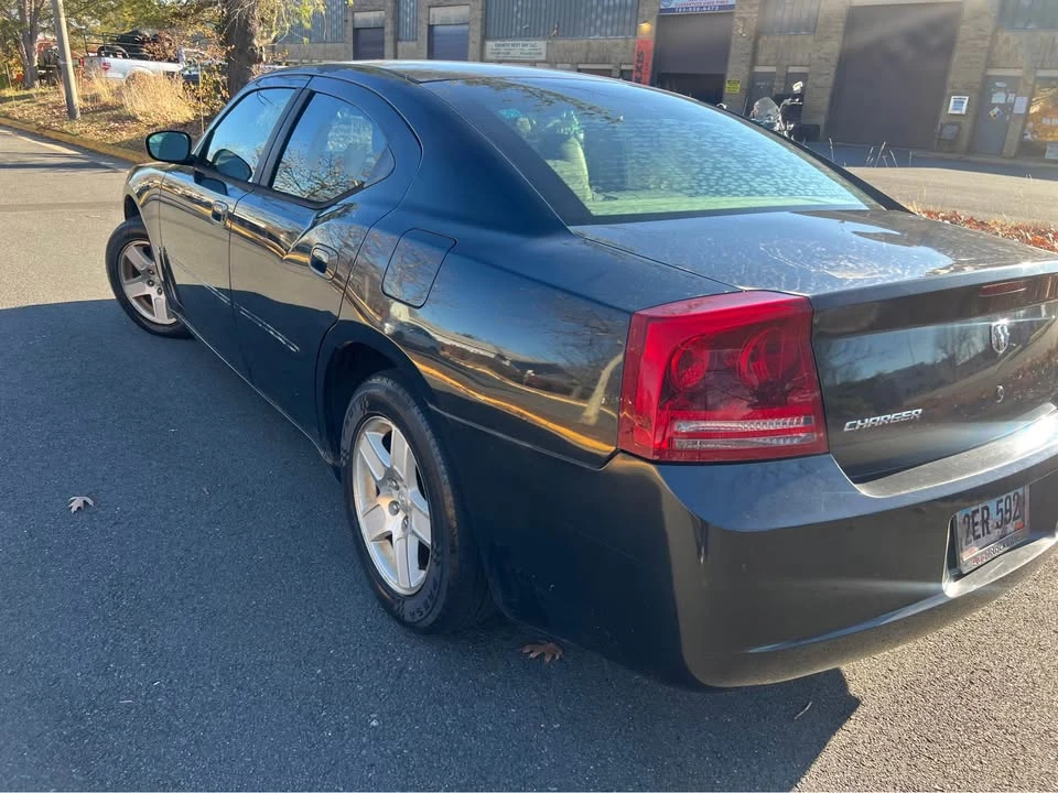 2006 Dodge Charger 7th Gen - Image 9 of 12