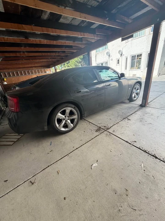 2006 Dodge Charger 6th Gen - Image 4 of 8