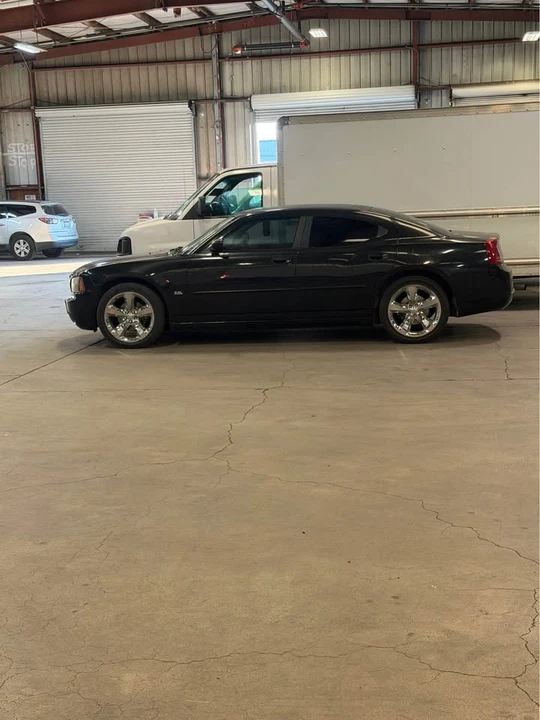 2006 Dodge Charger 6th Gen - Image 2 of 8
