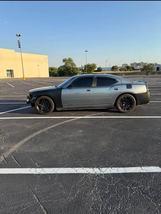2006 Dodge Charger SRT & 392 6th Gen - Image 8 of 9