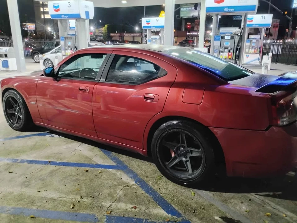 2006 Dodge Charger SRT & 392 6th Gen - Image 4 of 14