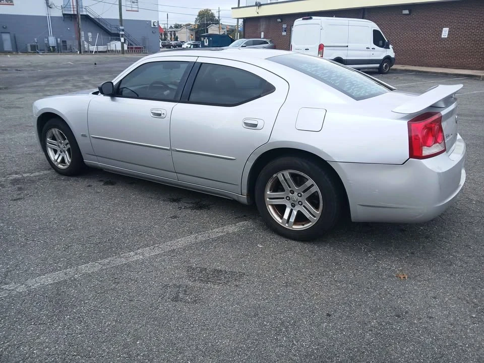 2006 Dodge Charger 6th Gen - Image 6 of 10