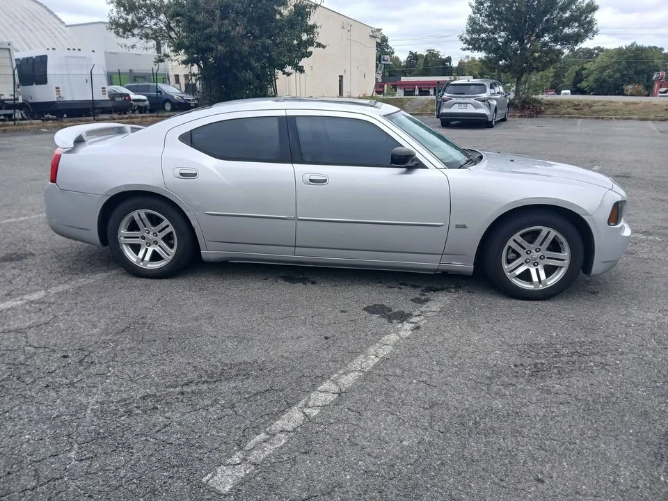 2006 Dodge Charger 6th Gen - Image 3 of 10