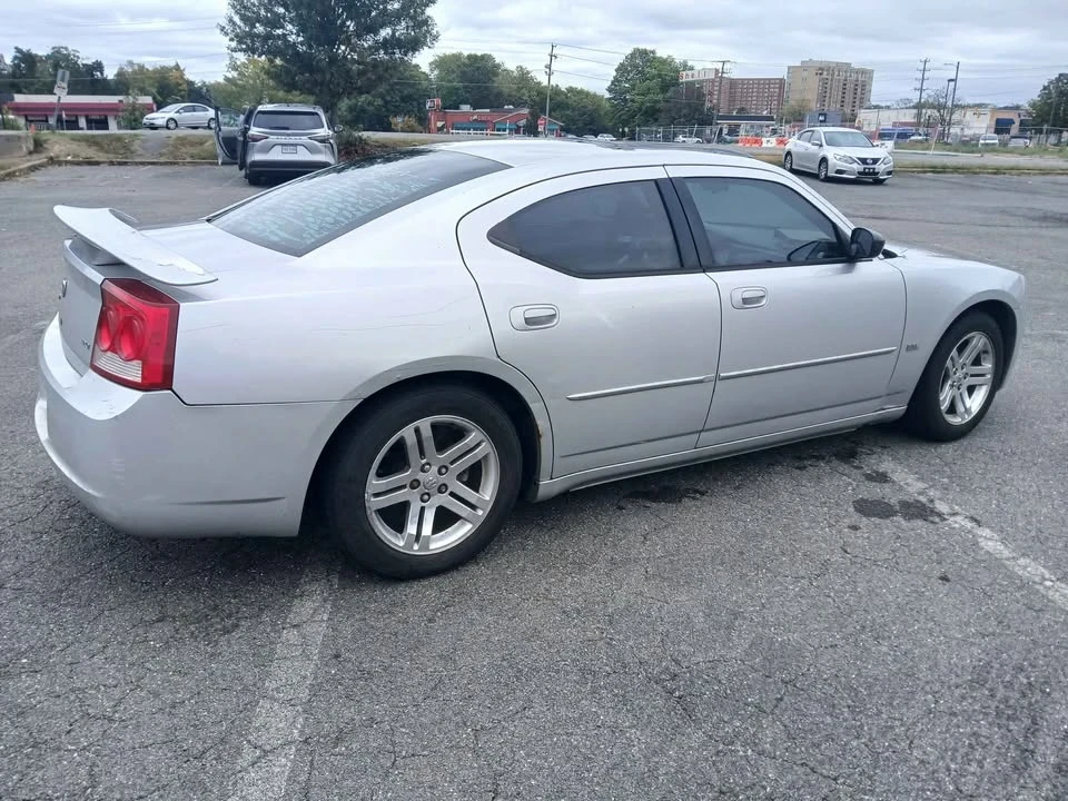 2006 Dodge Charger 6th Gen - Image 5 of 10
