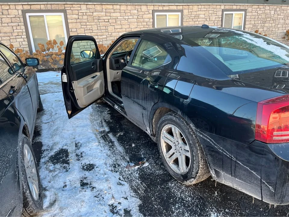 2006 Dodge Charger 6th Gen - Image 4 of 11
