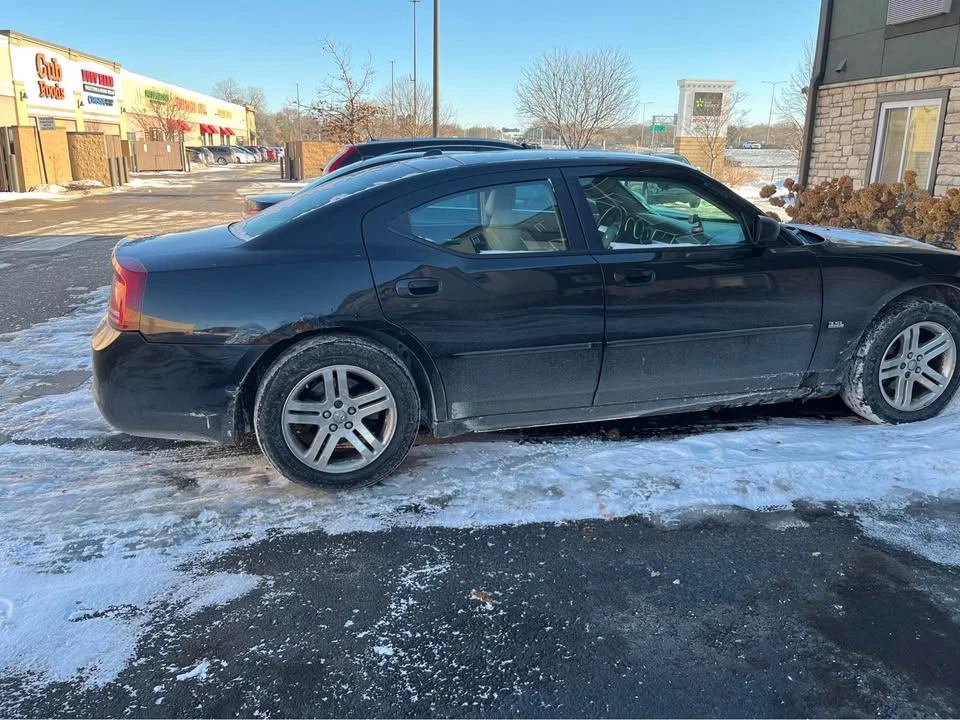 2006 Dodge Charger 6th Gen - Image 2 of 11