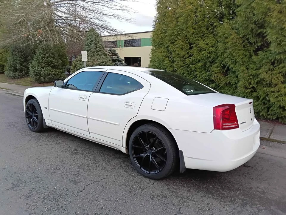 2006 Dodge Charger 6th Gen - Image 3 of 13