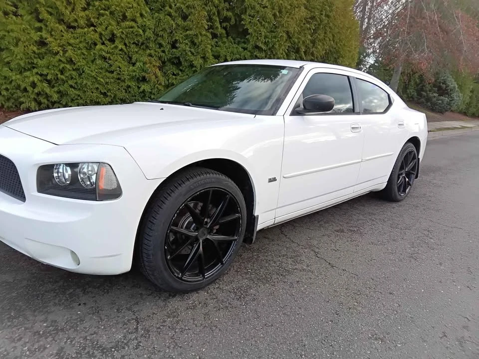 2006 Dodge Charger 6th Gen - Image 5 of 13