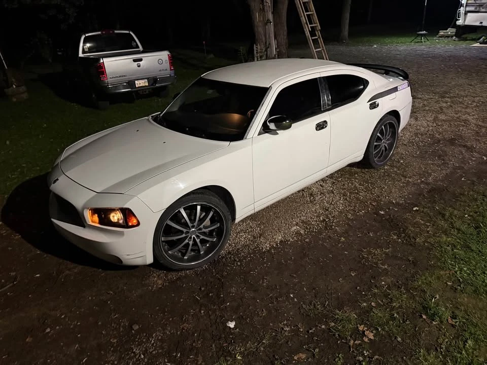 2006 Dodge Charger 6th Gen - Image 3 of 3