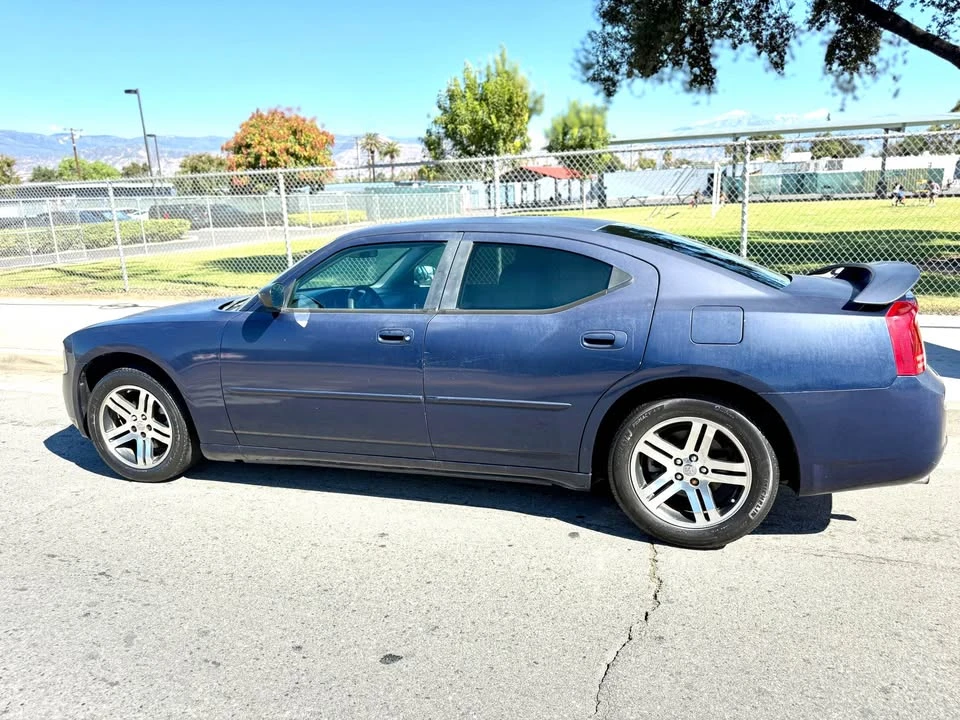 2006 Dodge Charger 6th Gen - Image 3 of 9